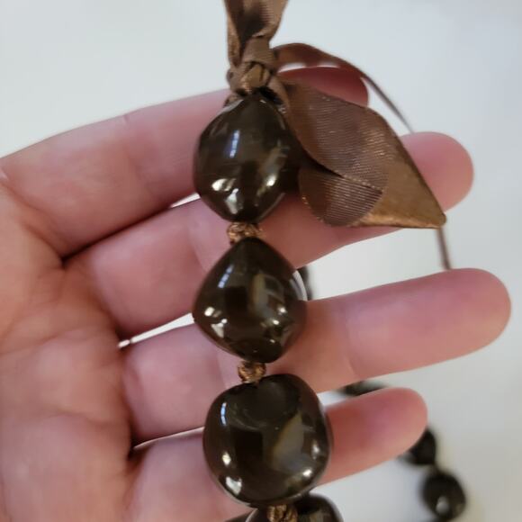 Chunky Brown Shell Necklace Natural Bead Jewelry with Ribbon Tie Boho Statement - Picture 8 of 10